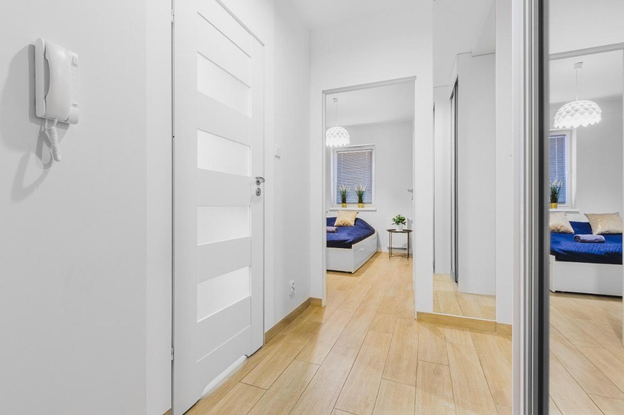 Floris Apartment 우치 외부 사진